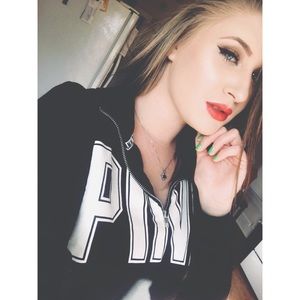 Meet your Posher, Alexa